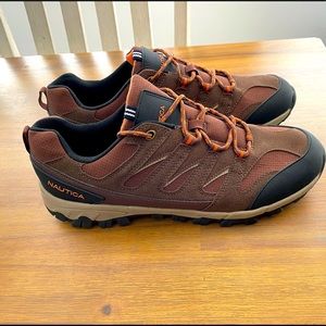 Nautica Mens Hiking Shoes 13 NWOT